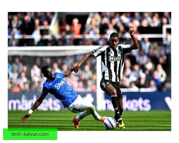 伊萨克合同情况引发关注，球员表现渐入佳境，未来发展备受期待。